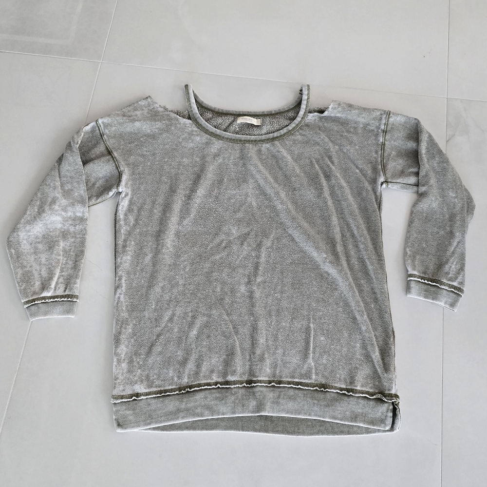 Ocean Drive Intentionally Faded Green Sweatshirt With Shoulder Cutouts - Large
